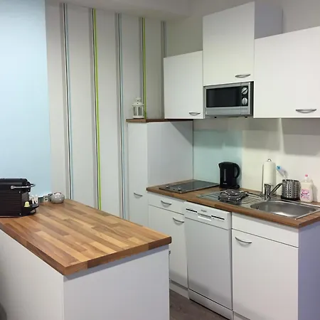 Apartmenthaus Suedstadt Apartman